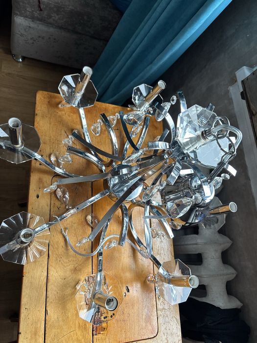 Люстра б/у с лампой