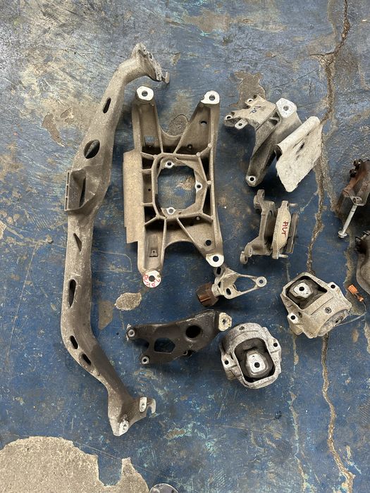 Suport motor cutie traversa cutie audi a4 b8 a5 a6 q5 2.0tdi cgl cjc