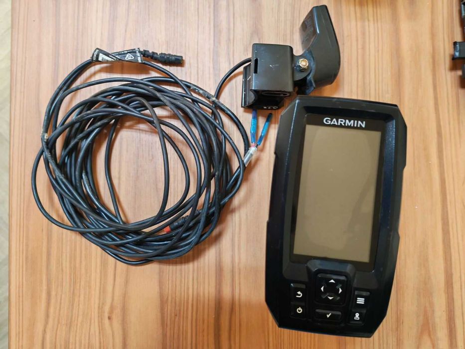 Garmin STRIKER Plus 4
