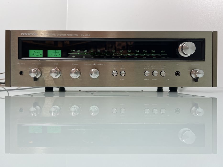 Receiver/Amplificator Onkyo TX-330 fabricat în Japonia