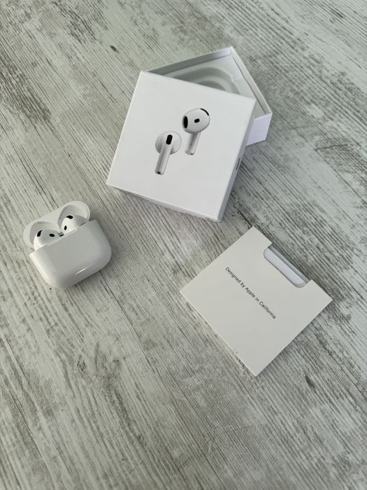 AirPods 4 - Noi.