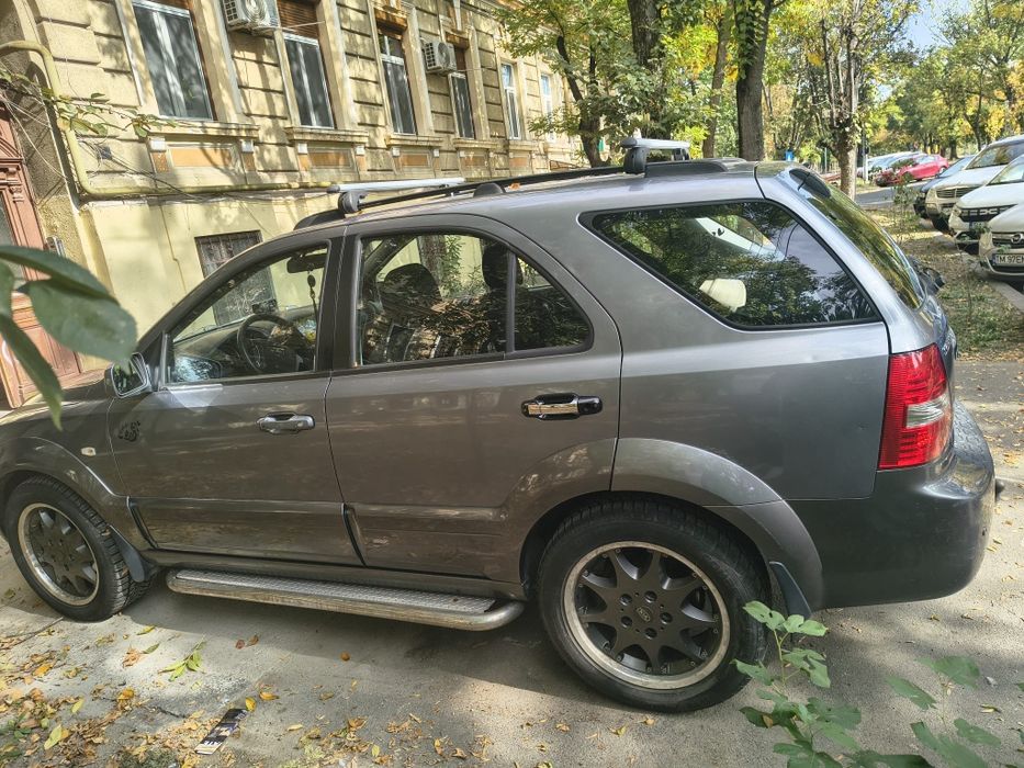 Vând Kia Sorento 4×4