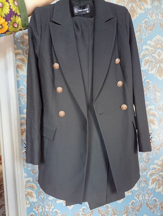 Жана киымдер сатылады