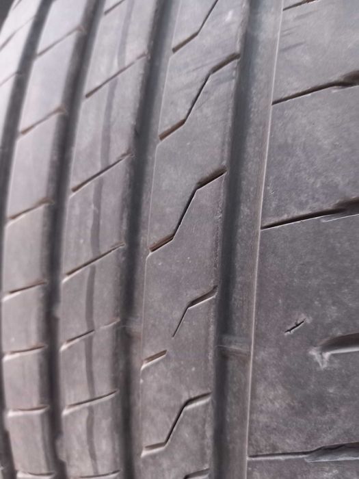 225/60 R17 Firestone