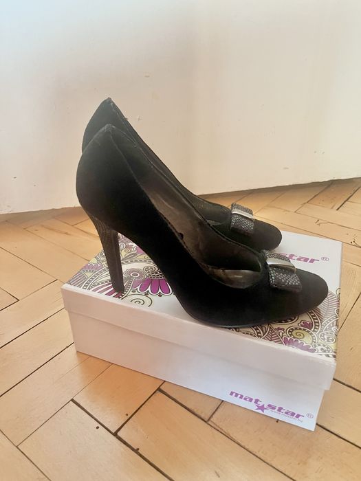 Дамски официални обувки - велур