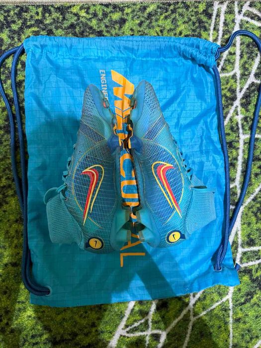 Nike mercurial superfly 8 бутонки