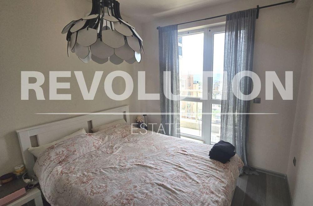 Дава се под наем Двустаен апартамент в Варна, Възраждане 3 - 55 кв.м за 450 € - Снимка #2