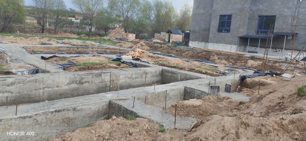 Хоразим усталари