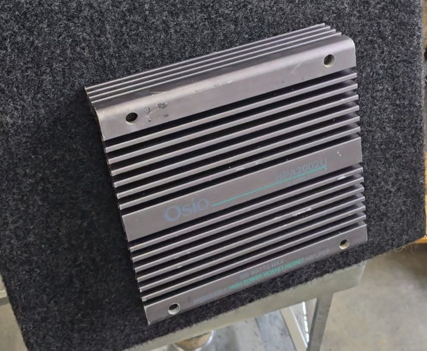 Бас каса-субуфер Пайнер с усилвател