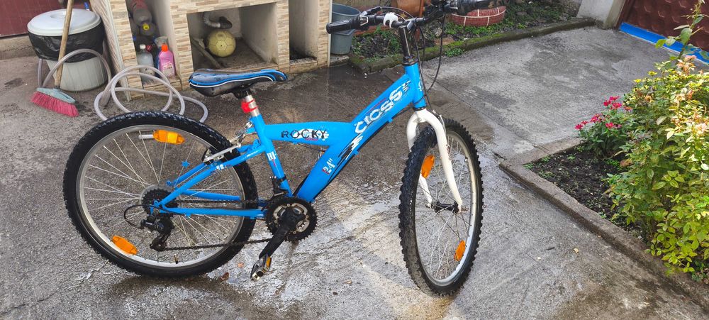 Продавам колело Cross 24