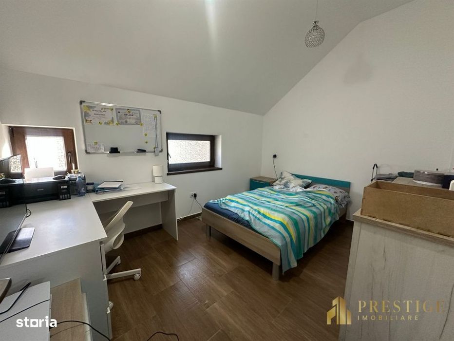 Casa moderna cu teren 1308 mp de vanzare pe str. Gh. Doja - Oradea