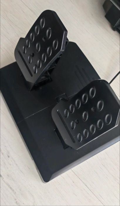 Set volan si pedale Hori