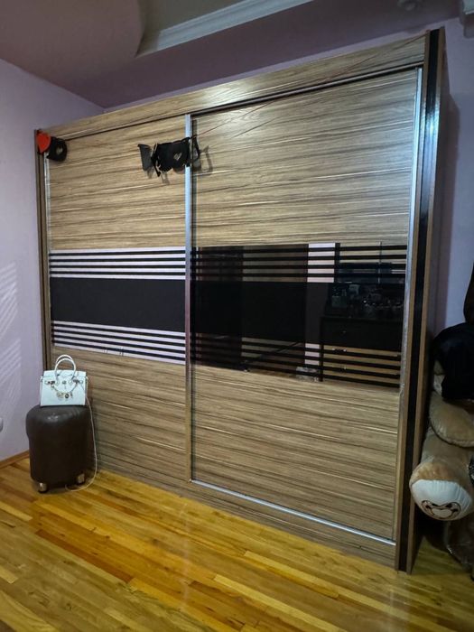 Спальня кроват, комоды и шкаф за хорошую цену.