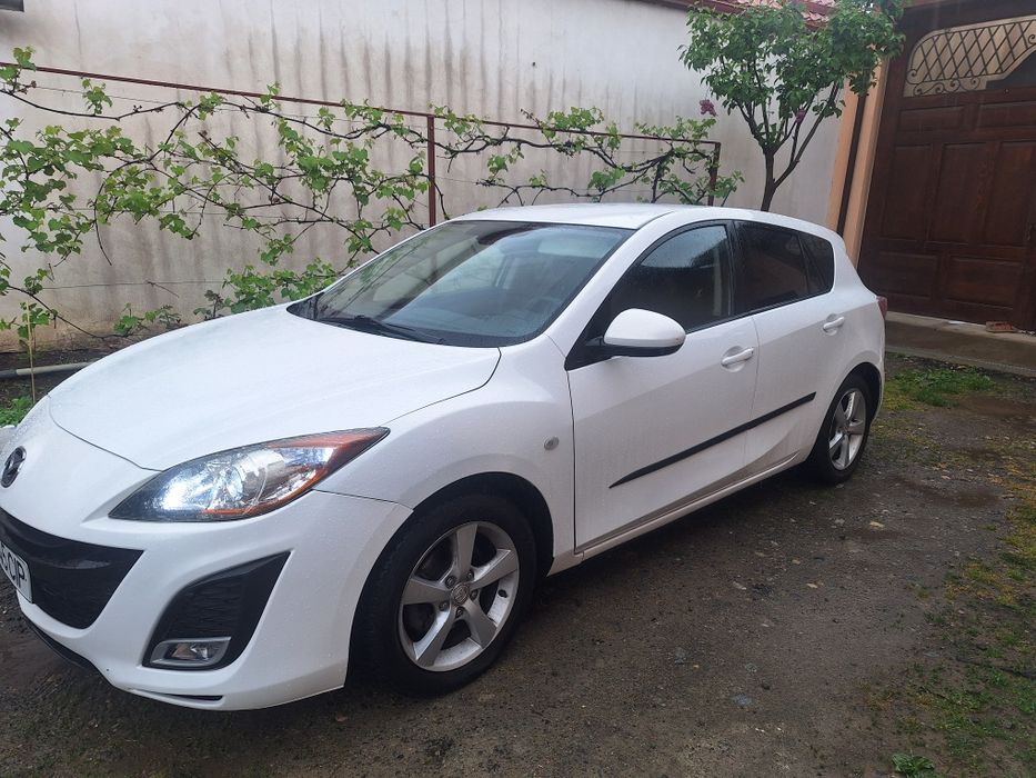 Vand  Mazda 3  an 2010