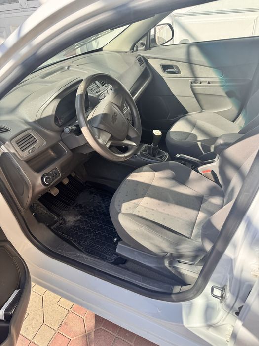 Chevrolet cobalt 2015 yil