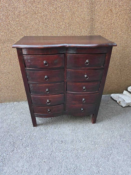 Голям скрин от тиково дърво