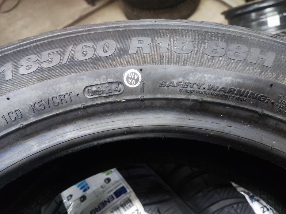 185/60/15 Kumho Solus 4S HA32