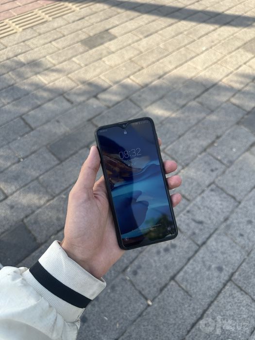 samsung a10 sotiladi srochna arzon narxda