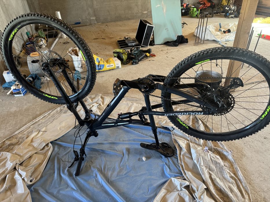 Bicicleta rockrider noua foar putin zgariata