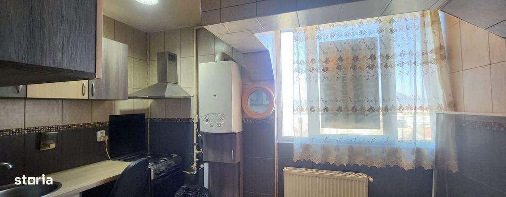 Garsoniera in localitatea Rasnov, suprafata 22,6 mp, etaj 3, libera!