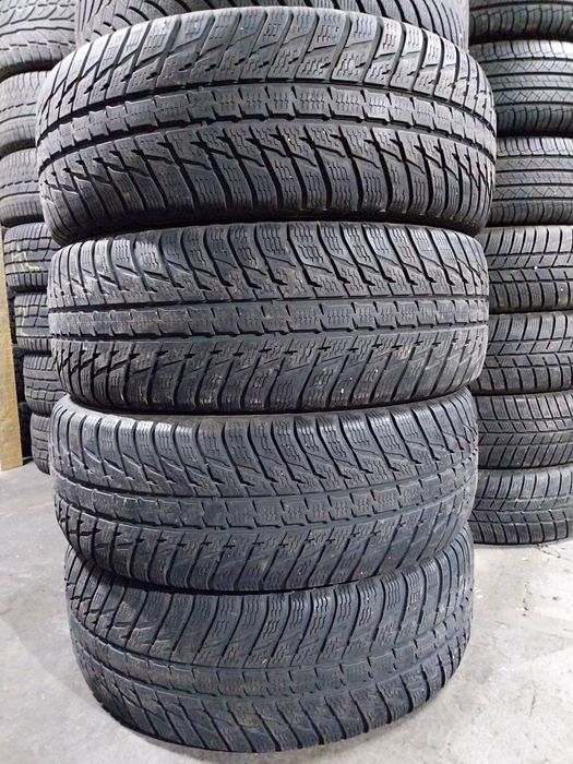 Anvelope second iarna 235 55 R17 Nokian