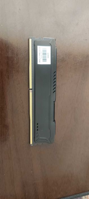 продам оперативную память DDR4