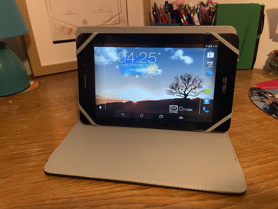 Tableta Asus fonepad