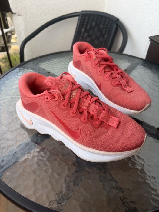 Nike 38,5 като нови
