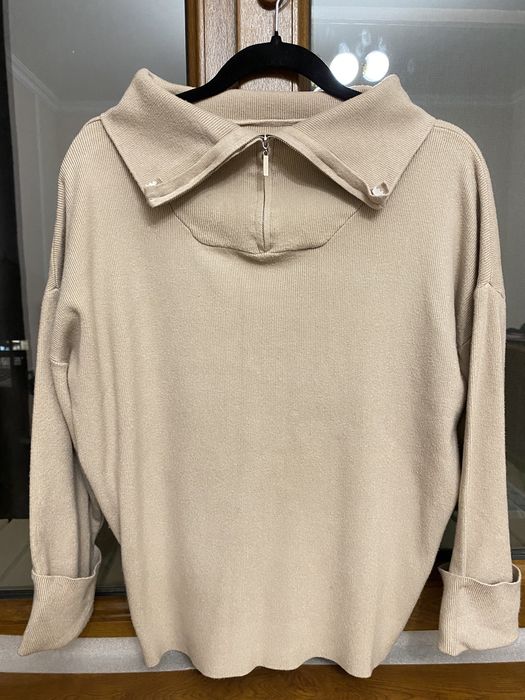 Кофта утепленная бежевая
