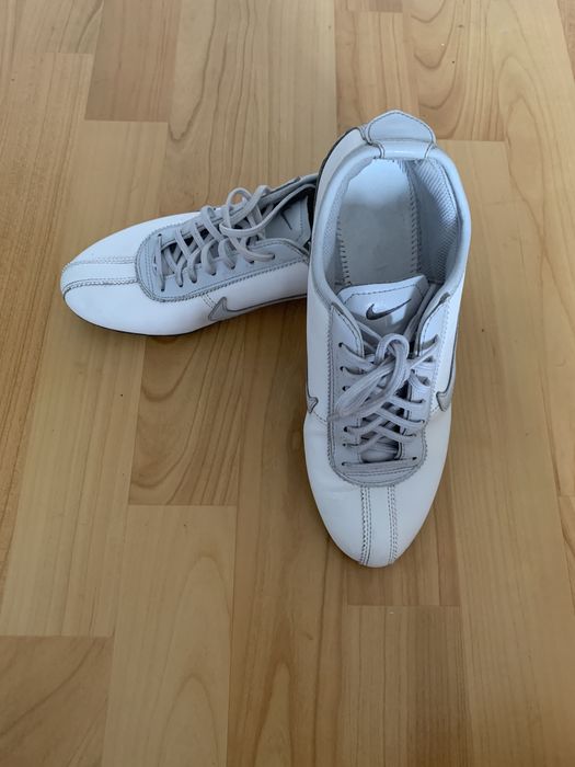 Кроссовки Nike