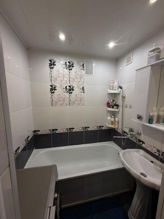 Продается трёхкомнатной квартиры