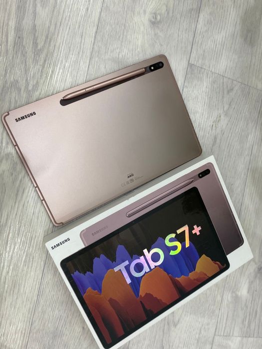 Срочно продам планшет Samsung S7+