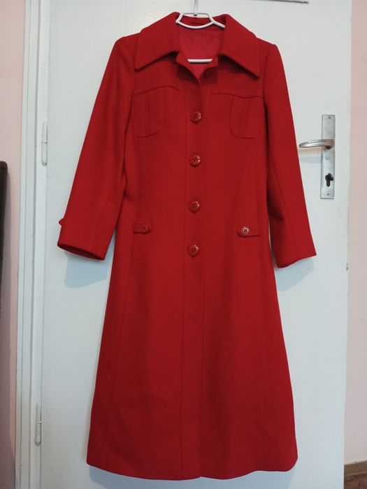 Палта за стройно момиче 38 р-р