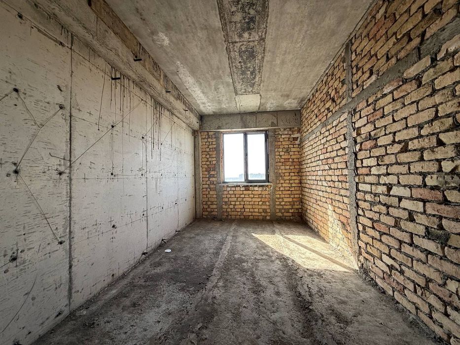 Срочная продажа 2-х комнатная 63 м2 коробка улица Фергана Йули