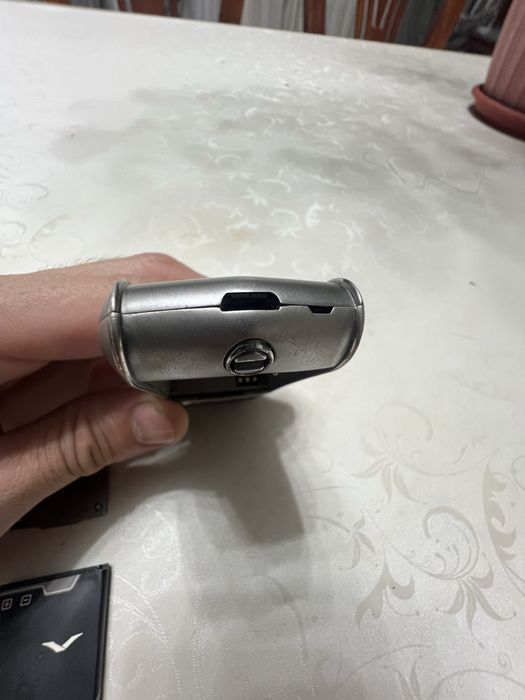 Vertu Ascent ti продам