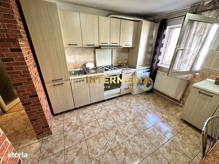 Apartament 2 Camere I De Inchiriat I Cetate Piata I Etaj 2 I Mobilat I