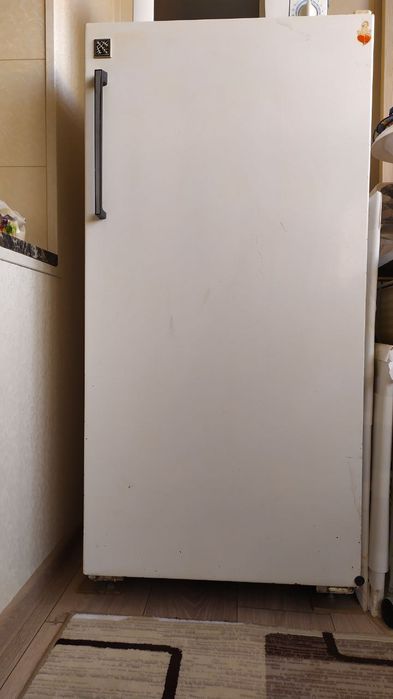 Продаю холодильник Бирюса