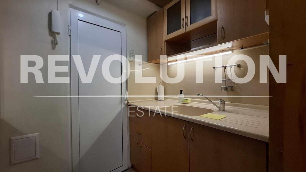 Дава се под наем Тристаен апартамент в Варна, Лятно кино Тракия - 100 кв.м за 600 € - Снимка #5