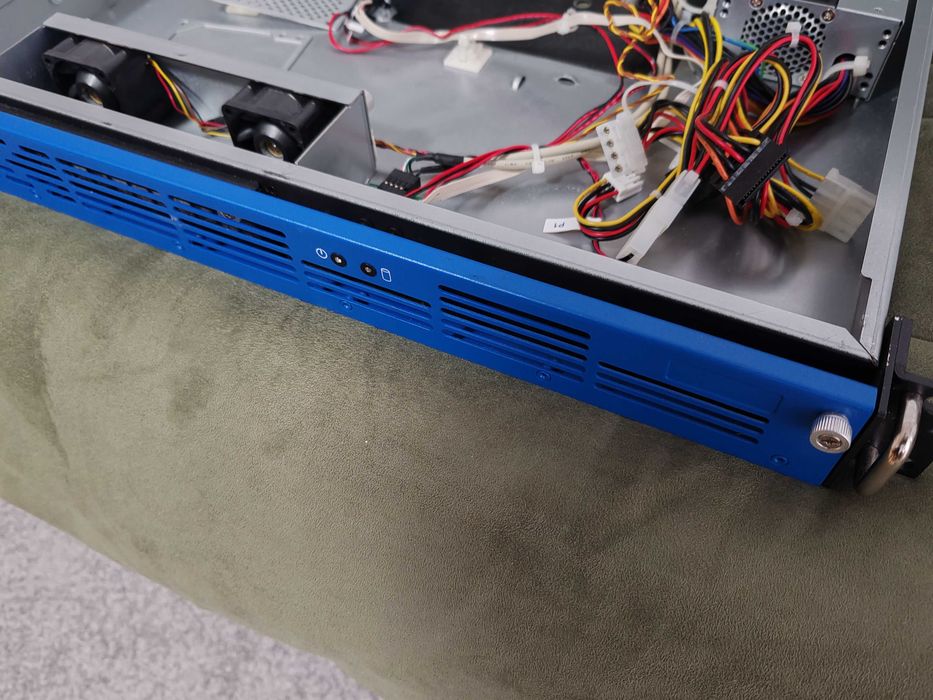 Carcasa 1U + Sursa FSP Flex Atx 300w