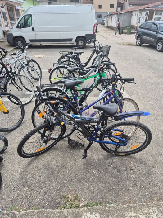 Biciclete mari și mici imp germ