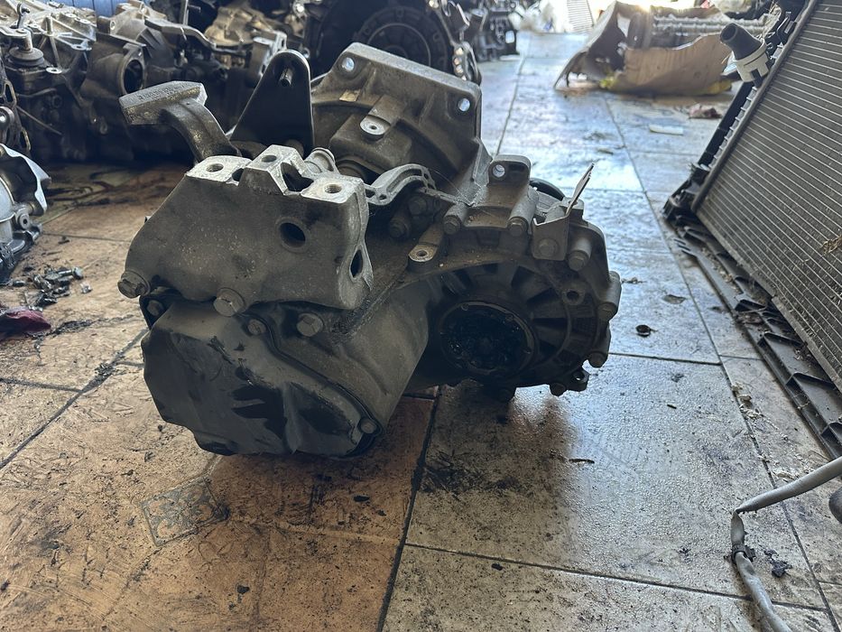 Ръчна кутия за 1.6tdi-105 след 2010г Шкода,VW - LUB код на кутията!