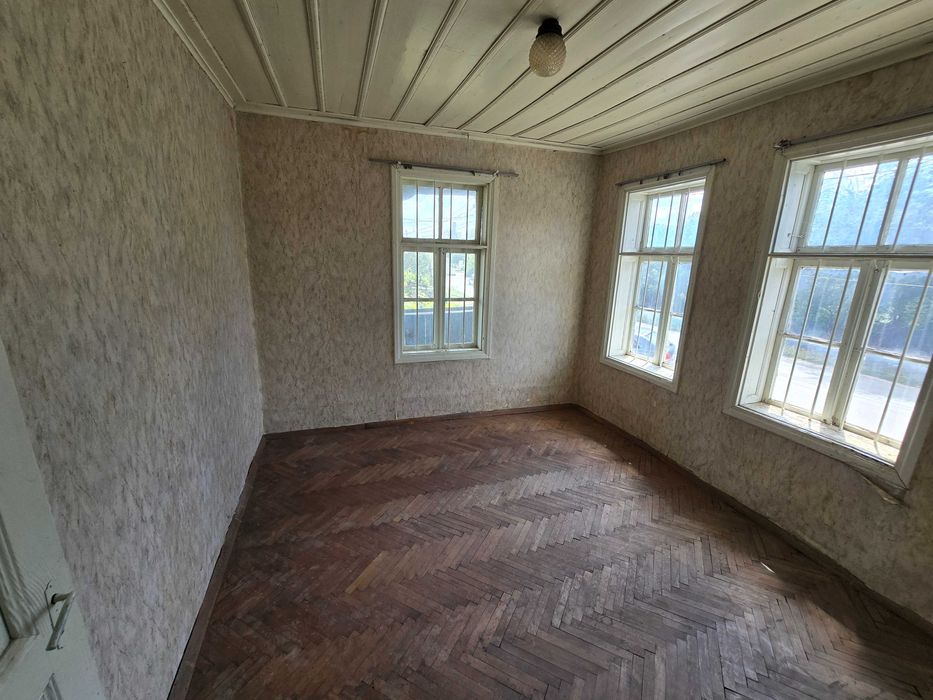 Къща в село Козаревец