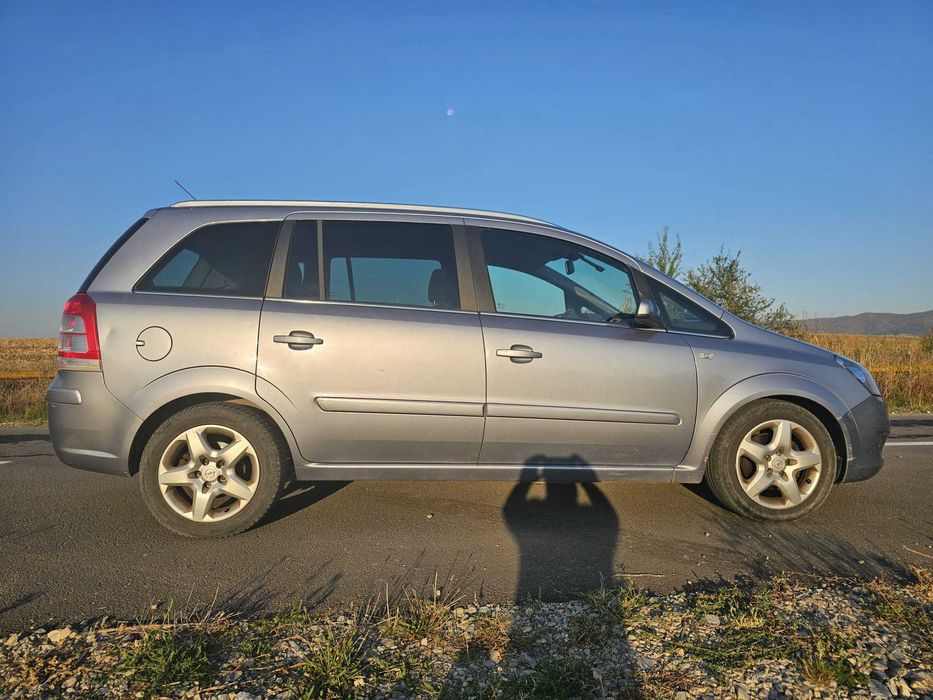 Opel Zafira 1,8-2008 Benzină