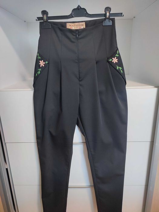 Set 4 produse Mathilde in stare excelenta