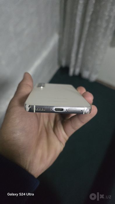 Samsung s23 8/256 ideal