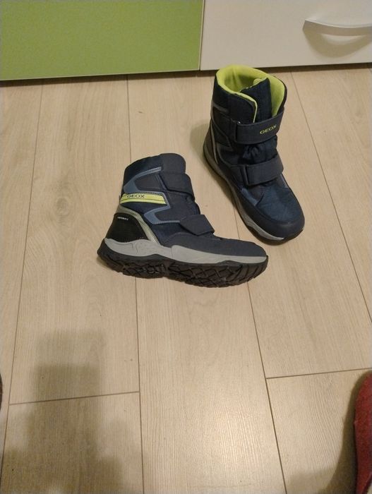 Ghete înalte cu scai Geox