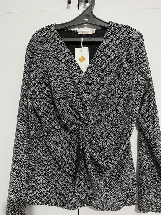 Продам срочно срочно блузку