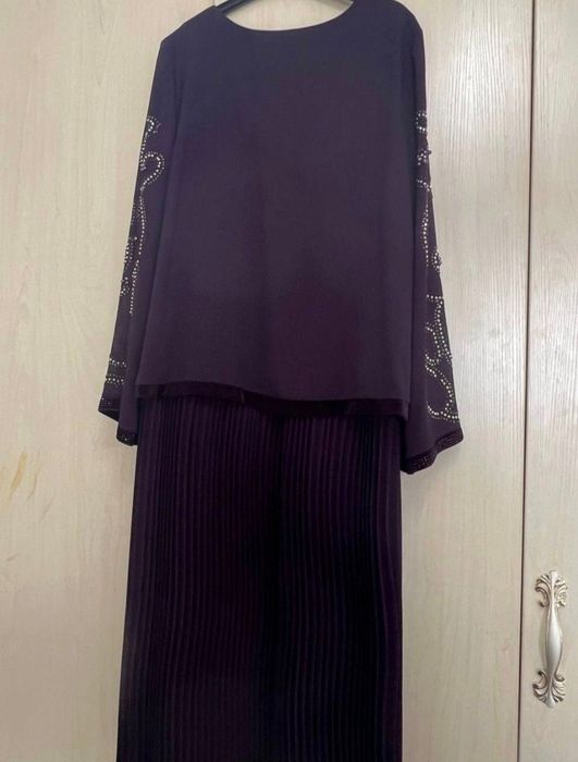 Новое выходное фиолетовое платье.