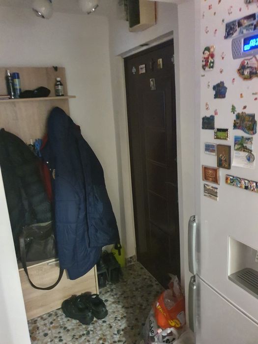 Apartament 3 camere  Aleea Vergului Bl 18 , sect 2
