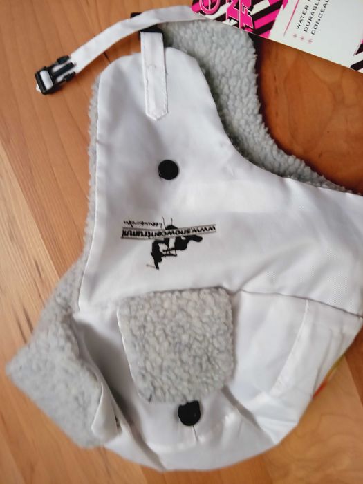 Нови  Комплект Каска  и очила за ски